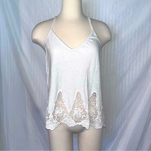 💛3/$15 Abercrombie and Fitch Crochet Inlet Cami